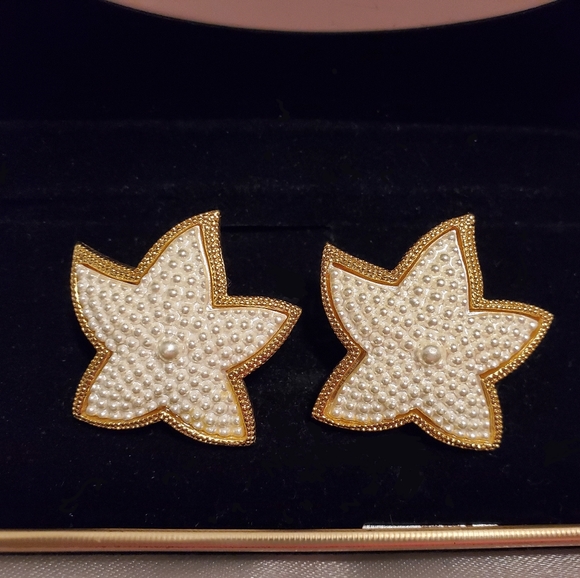 Vintage Earrings Sea Star, Vintage Earrings Clip On, Chunky Earrings - Picture 2 of 7